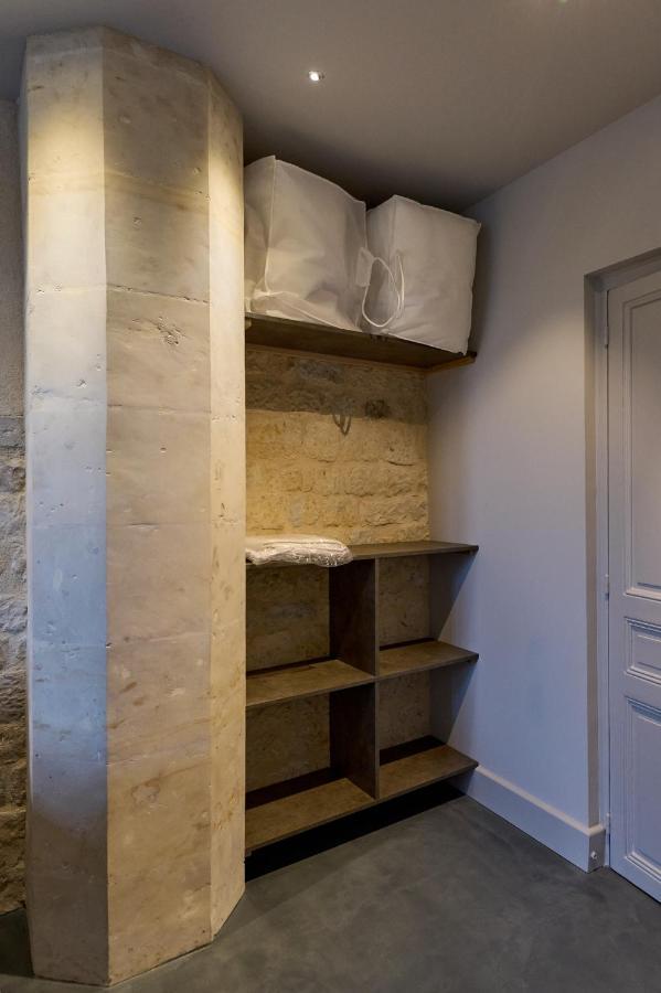Les Suites Du Palais: Luxe 4-Star Apartment with Cathedral Views Nevers Exterior photo